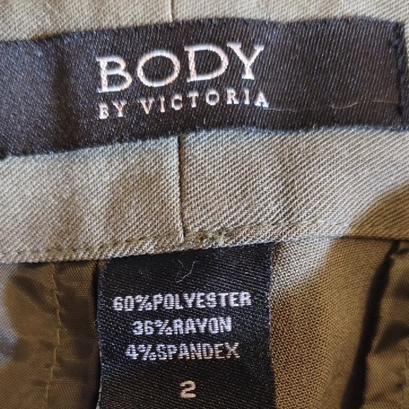 Victoria's Secret Khaki Green Chinos - Picture 2 of 3